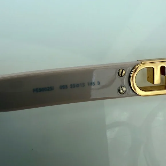 NEW!!! Fendi women eyeglasses FE50025I 055 Authentic Retail 420$